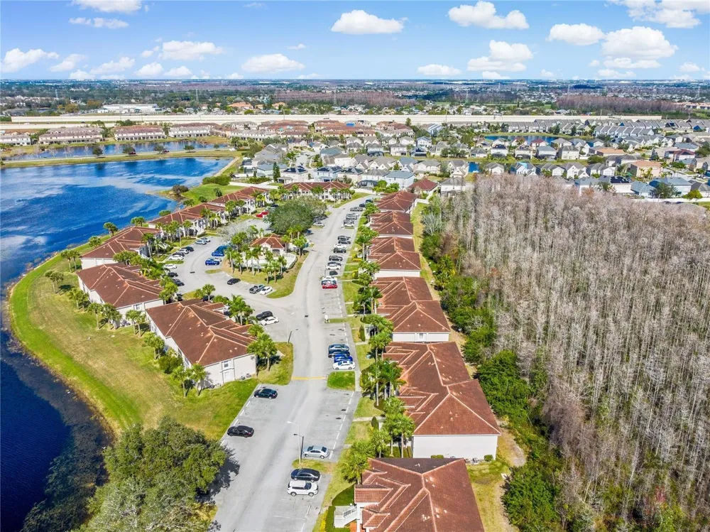 13829 TIMBERLAND DRIVE #204 Orlando, FL 32824