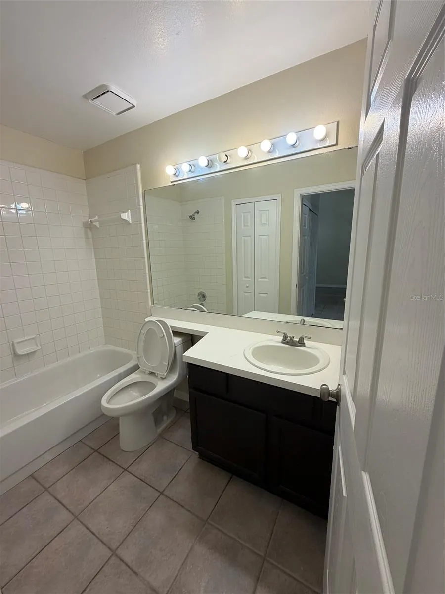 13829 TIMBERLAND DRIVE #204 Orlando, FL 32824