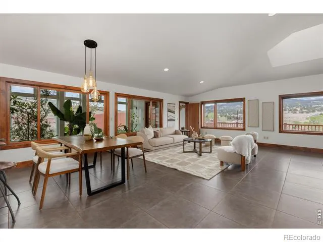 108 Lonestar Road Lyons, CO 80540
