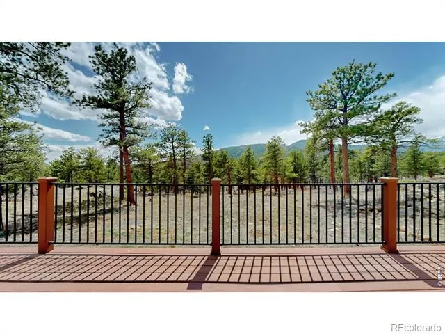598 Taylor Road Lyons, CO 80540