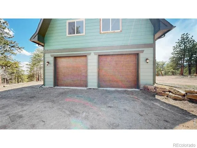 598 Taylor Road Lyons, CO 80540