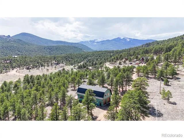 598 Taylor Road Lyons, CO 80540