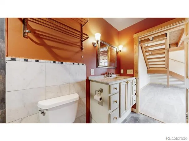598 Taylor Road Lyons, CO 80540