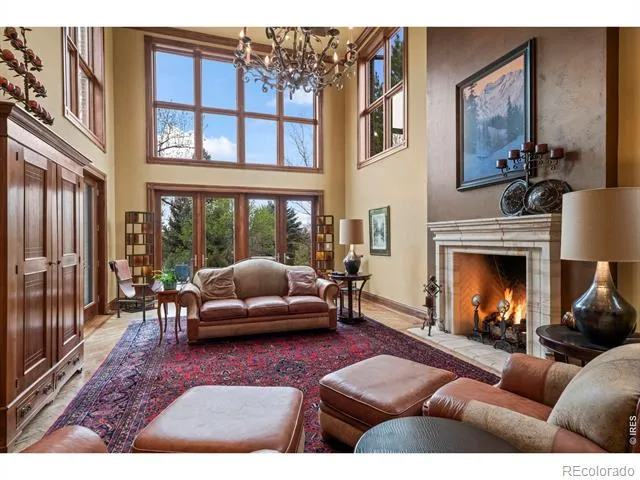 8414 Firethorn Court Niwot, CO 80503