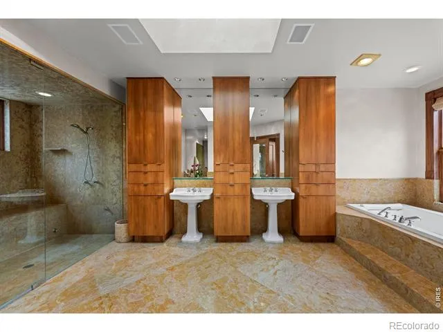 8414 Firethorn Court Niwot, CO 80503