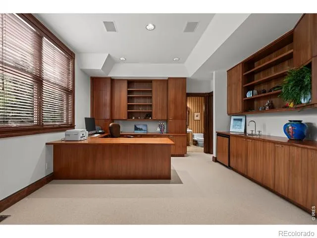 8414 Firethorn Court Niwot, CO 80503