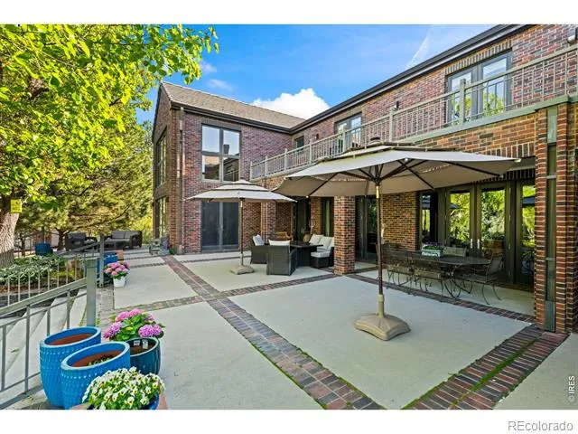 8414 Firethorn Court Niwot, CO 80503