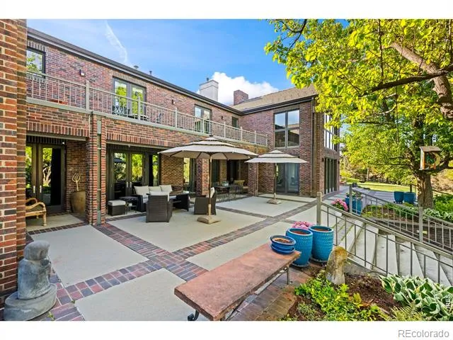8414 Firethorn Court Niwot, CO 80503