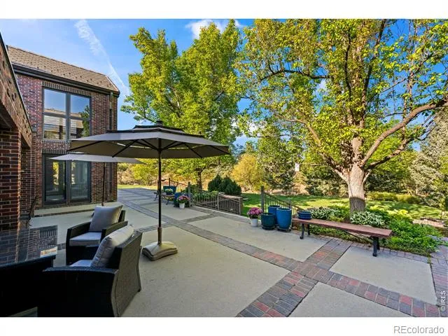 8414 Firethorn Court Niwot, CO 80503