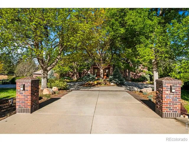 8414 Firethorn Court Niwot, CO 80503