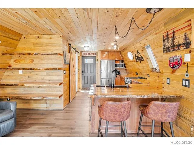 500 Bulwark Ridge Drive Glen Haven, CO 80532