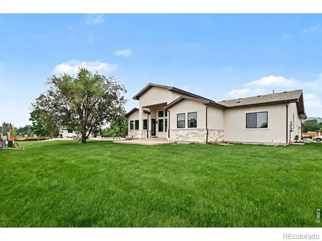 5276 Flora Way Arvada, CO 80002