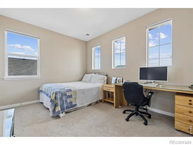 1910 High Plains Drive Longmont, CO 80503