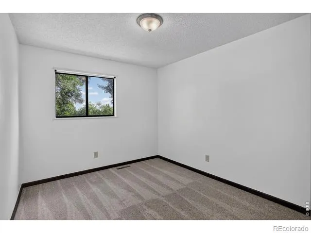 321 Diamond Drive Fort Collins, CO 80525