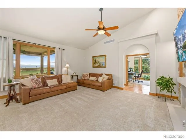 18115 Wagon Trail Mead, CO 80542