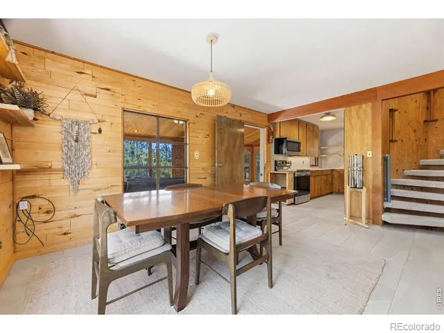 128 Elk Road Lyons, CO 80540