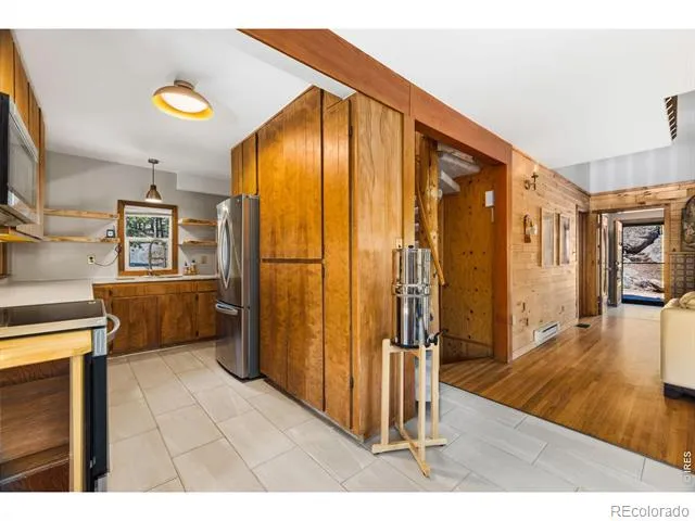 128 Elk Road Lyons, CO 80540