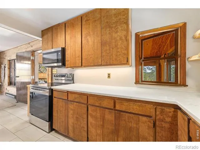 128 Elk Road Lyons, CO 80540