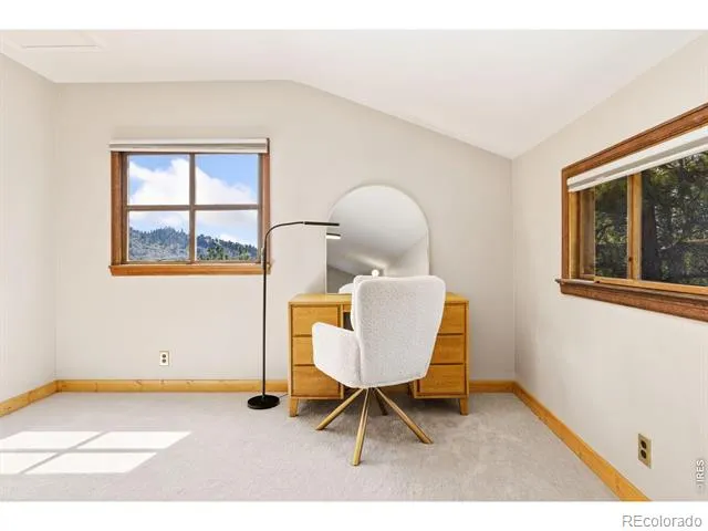 128 Elk Road Lyons, CO 80540