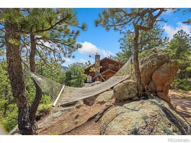 128 Elk Road Lyons, CO 80540
