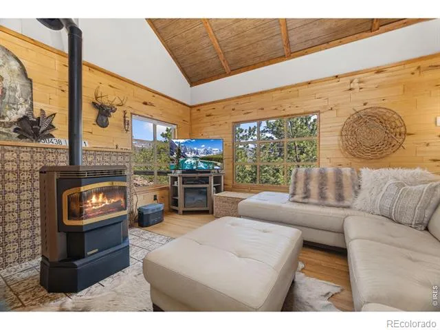 128 Elk Road Lyons, CO 80540