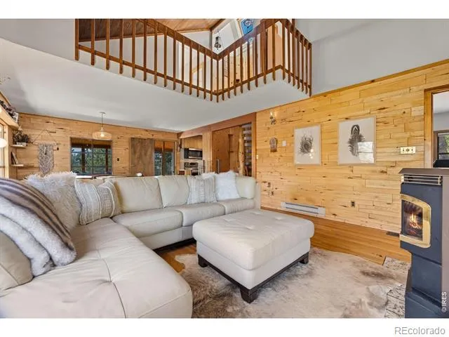 128 Elk Road Lyons, CO 80540