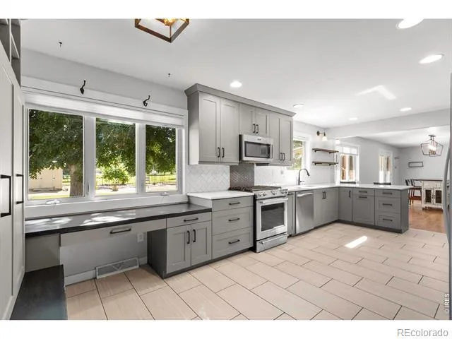 2424 52nd Ave Ct Greeley, CO 80634