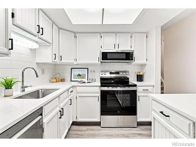 3839 Paseo del Prado Boulder, CO 80301