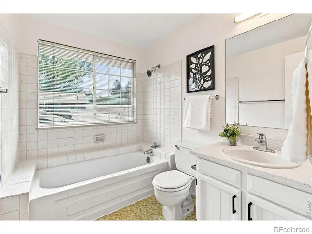 3839 Paseo del Prado Boulder, CO 80301