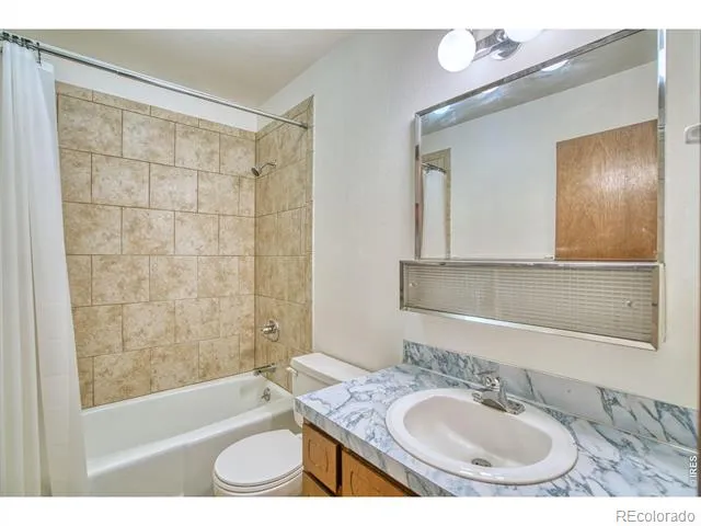 326 44th Avenue Greeley, CO 80634