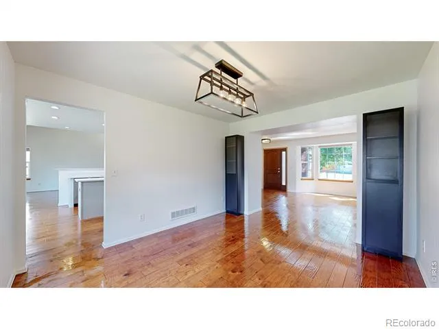 1619 Hemlock Way Broomfield, CO 80020