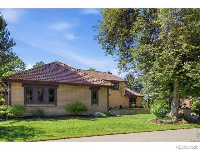1625 Brentford Lane Fort Collins, CO 80525