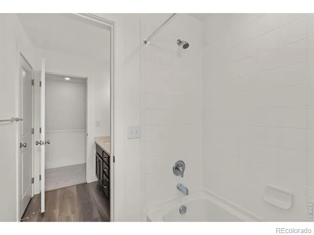 4532 Heatherhill Court Longmont, CO 80503