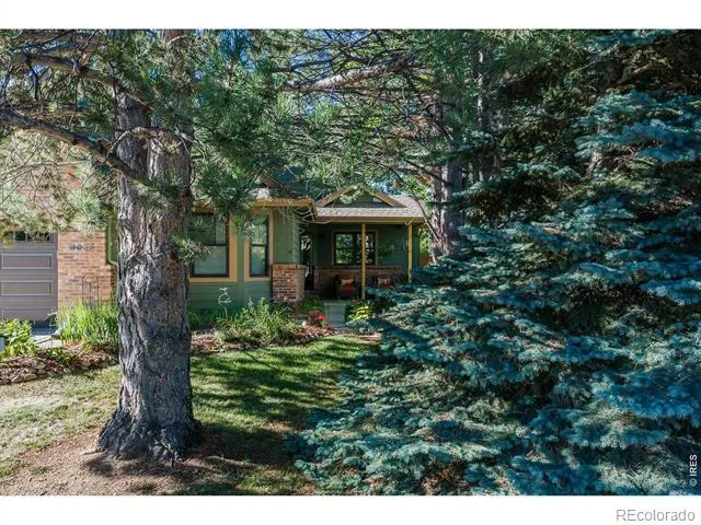 8036 James Court Niwot, CO 80503