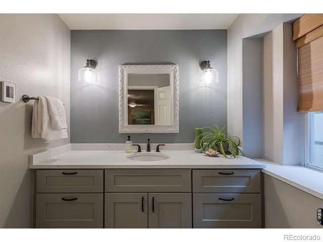 8036 James Court Niwot, CO 80503