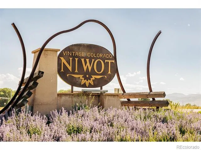 8036 James Court Niwot, CO 80503
