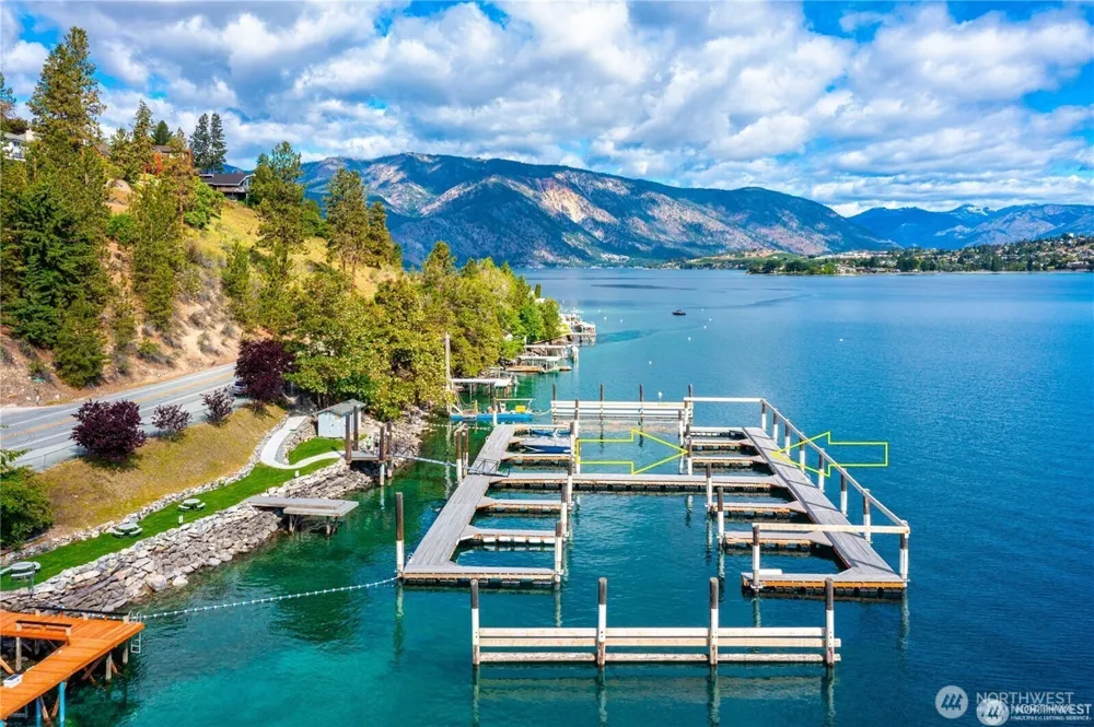4057 Lakeview Place Chelan, WA 98816