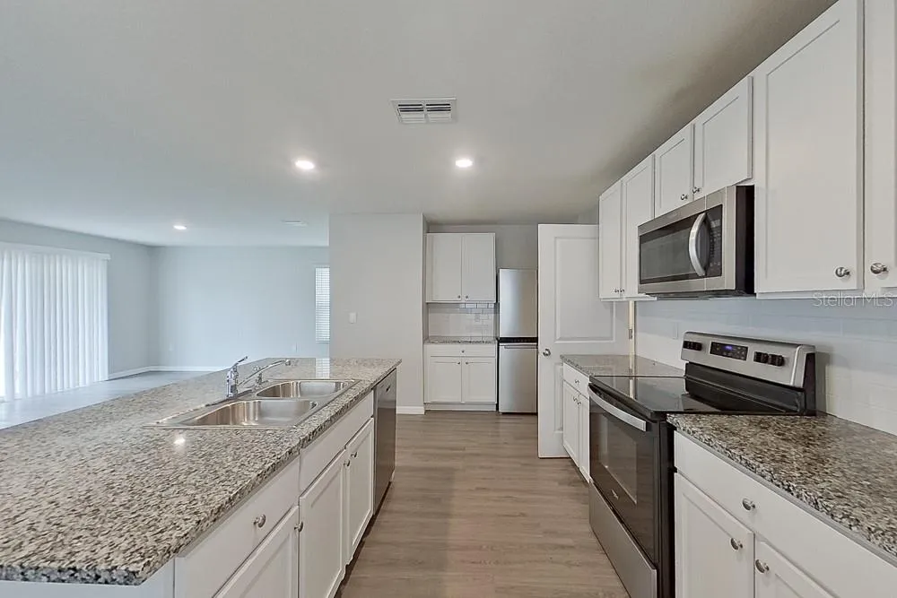 8711 SW 44TH COURT ocala, FL 34476