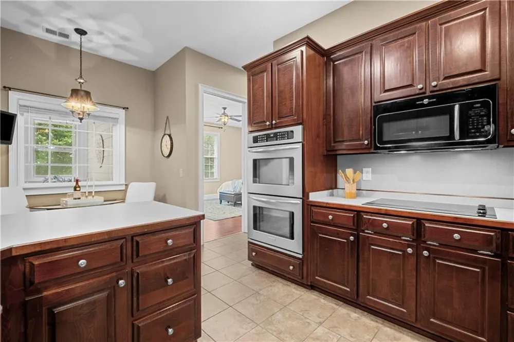 180 Cothran Road Dawsonville, GA 30534