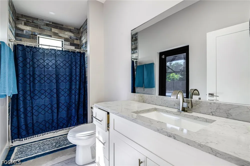 NE 5th Terrace Cape Coral, FL 33909