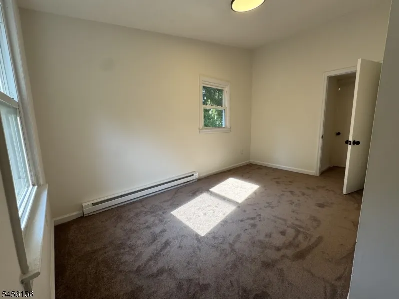 4504 Rudetown Rd Hardyston, NJ 07419