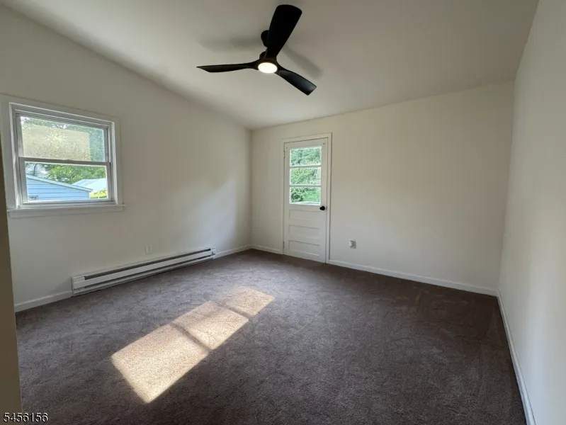 4504 Rudetown Rd Hardyston, NJ 07419