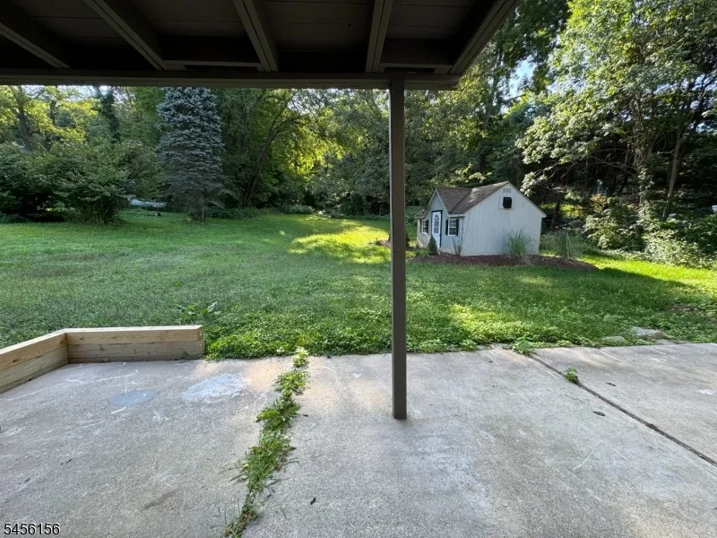 4504 Rudetown Rd Hardyston, NJ 07419