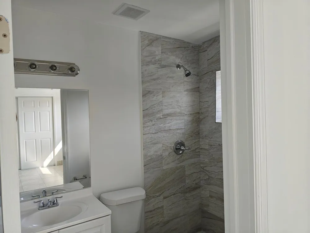 2719 LINCOLN STREET #6 Hollywood, FL 33020