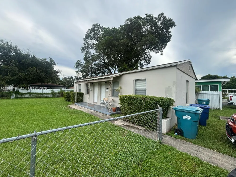 1987 NW 56th St #0 Miami, FL 33142