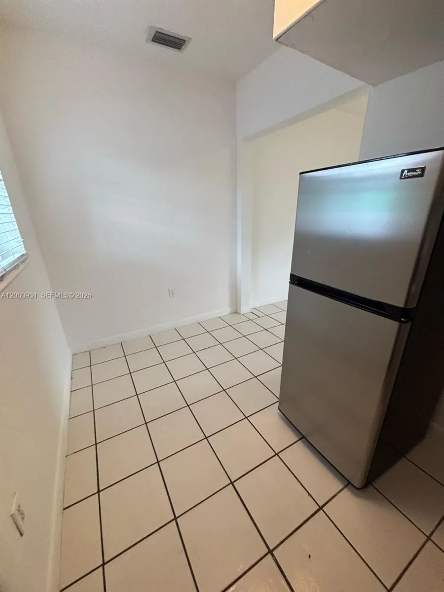 1987 NW 56th St #0 Miami, FL 33142