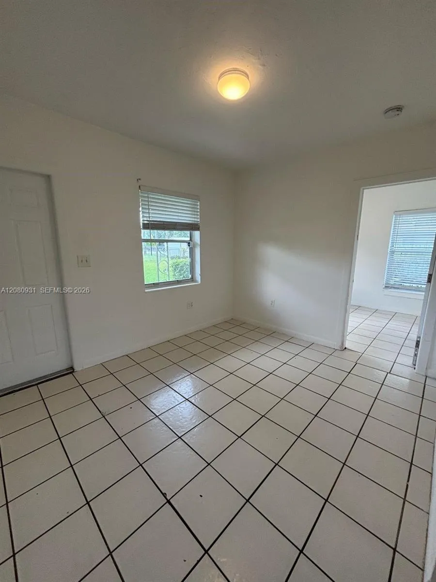1987 NW 56th St #0 Miami, FL 33142