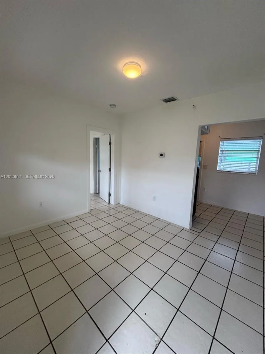 1987 NW 56th St #0 Miami, FL 33142