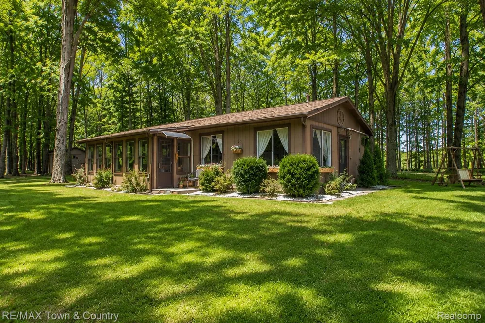 1293 BELLINGER ROAD Gladwin Township, MI 48624