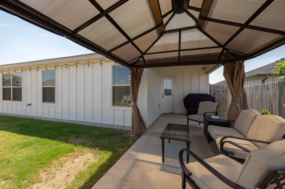 129 Maybelline Road Jarrell, TX 76537
